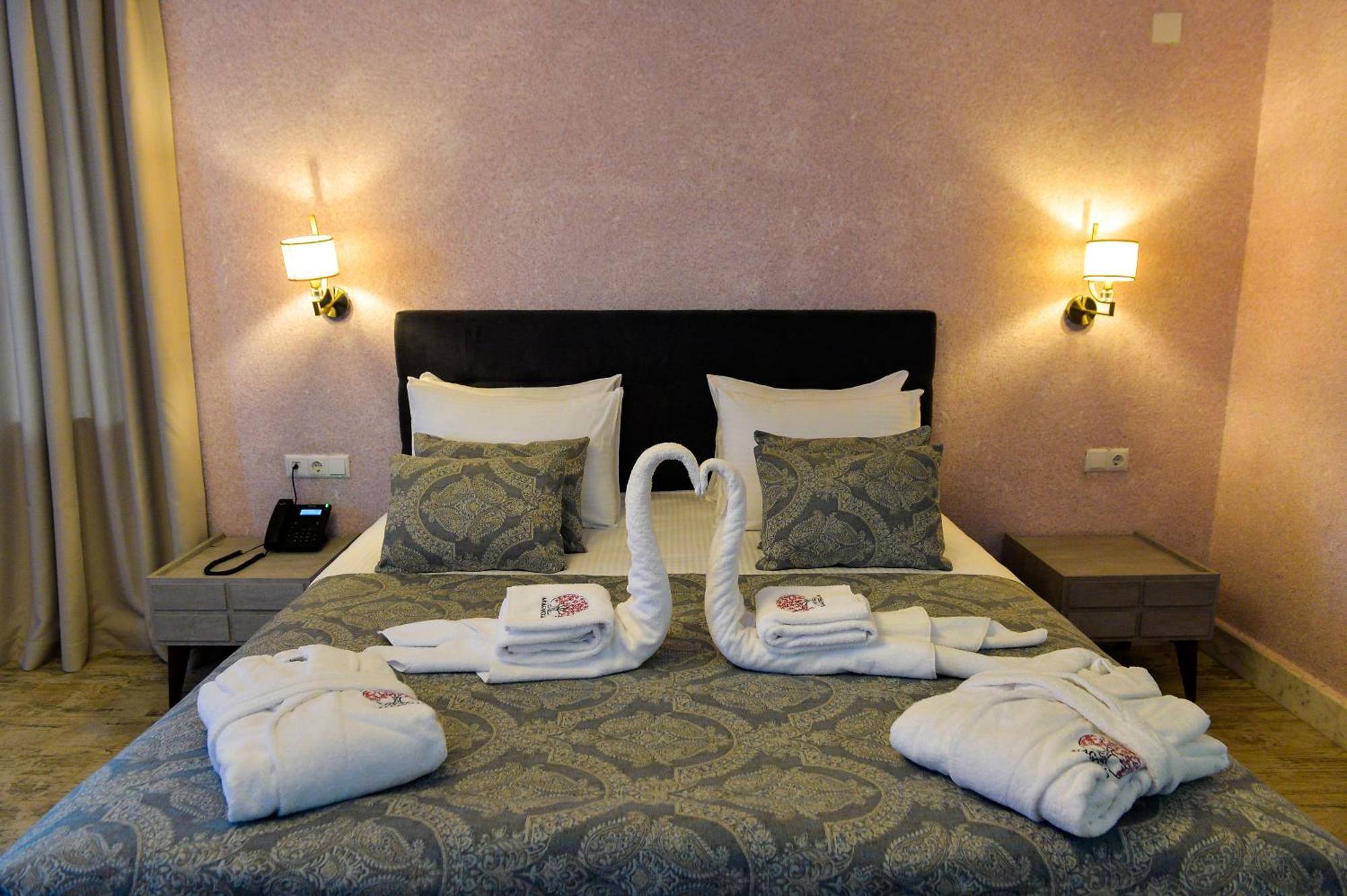 Hotel Magnolia In The City Centre Kutaisi Eksteriør bilde
