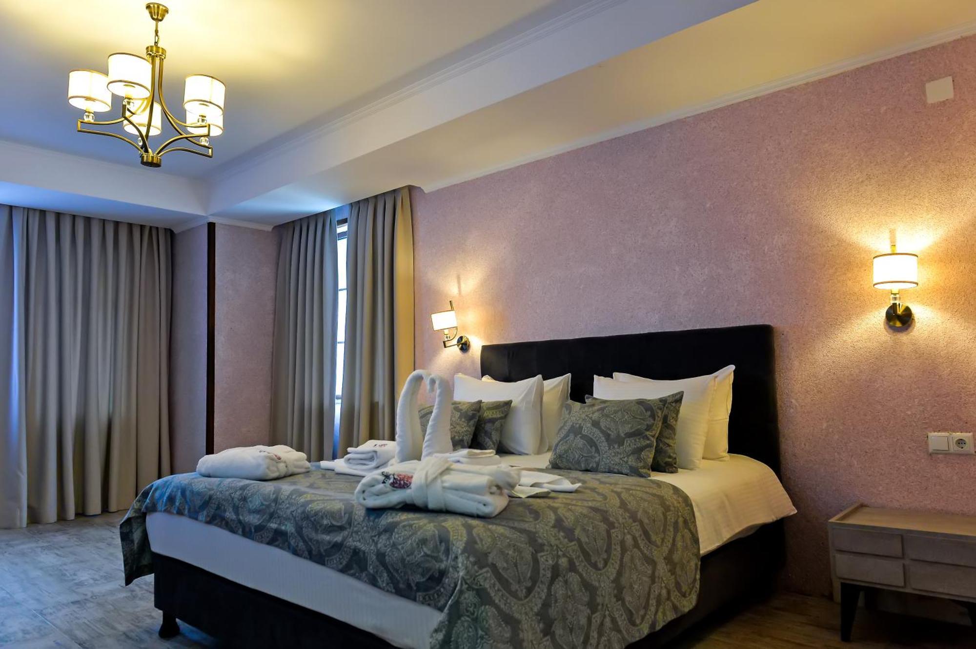 Hotel Magnolia In The City Centre Kutaisi Eksteriør bilde