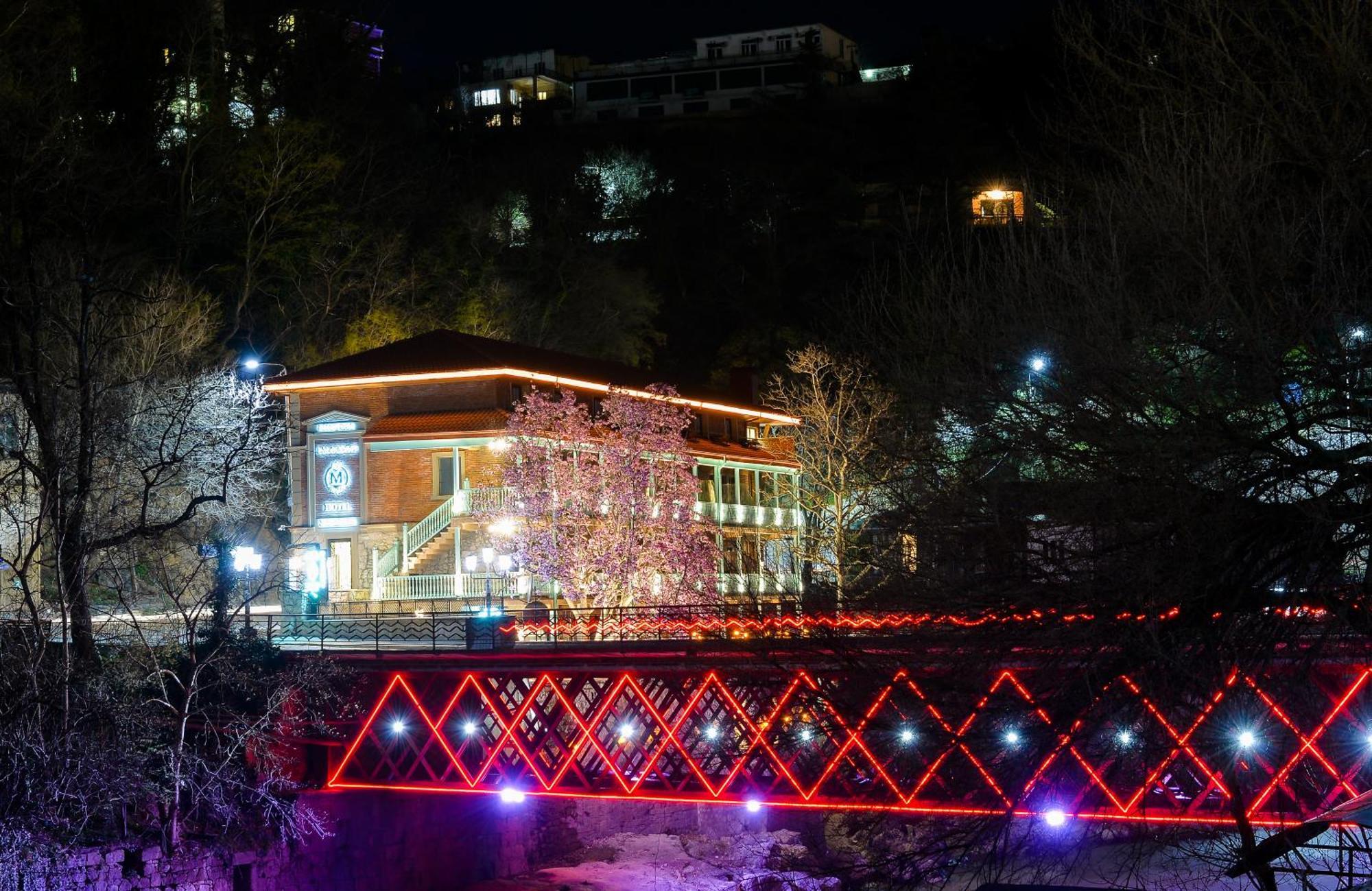 Hotel Magnolia In The City Centre Kutaisi Eksteriør bilde